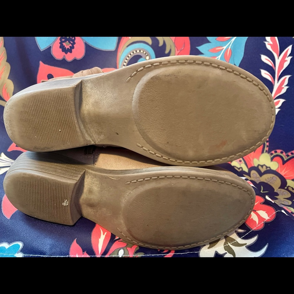 Girls’ SO from Kohl’s tan booties size 1